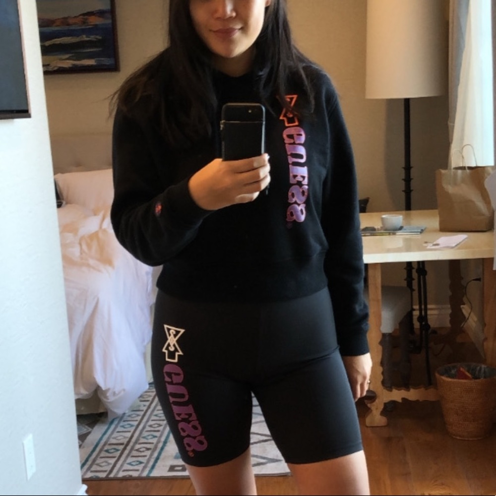 Gue88 Rising Cropped Hoodie